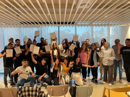 جمعية عتيدنا تخرج فوجها التاسع في مجال الهايتك